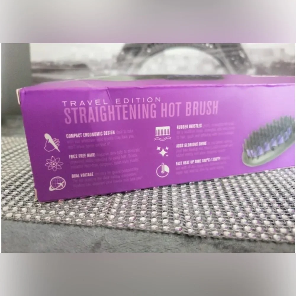 Corioliss Travel Edition Straightening Hot Brush- NEW